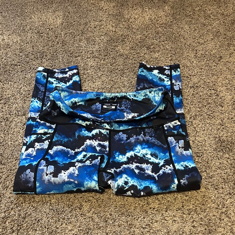 CVG Storm Capris
